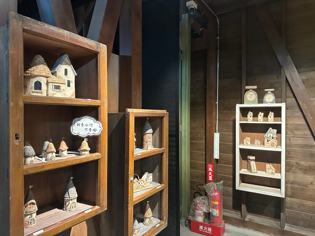 童話風微型小房子陶藝作品